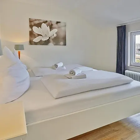 Oberlin Oberlin 15-1-2 דירה בורקום